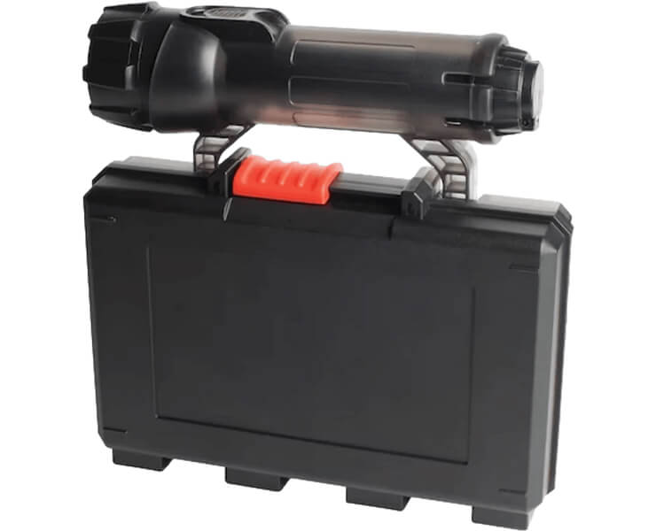 ערכת SOS עם פנס דגם A7224-XJ מבית BLACK+DECKER